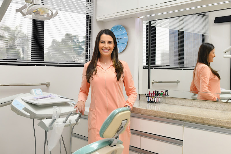Foto 2 de Dra. Karoline Grando - Odontologia
