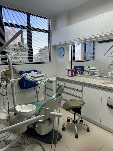 Foto 3 de Dra. Karoline Grando - Odontologia