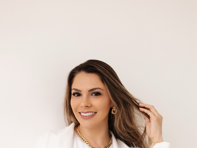 Foto de Dra. Kátia Kafer | Harmonização Facial e Odontologia