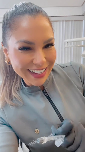 Foto 3 de Dra. Kátia Kafer | Harmonização Facial e Odontologia