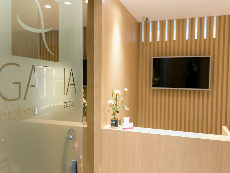 Foto 6 de Dra Katia Montanha | Clínica Odontológica | Ortodontia | Invisalign | Clinico Geral | Salvador