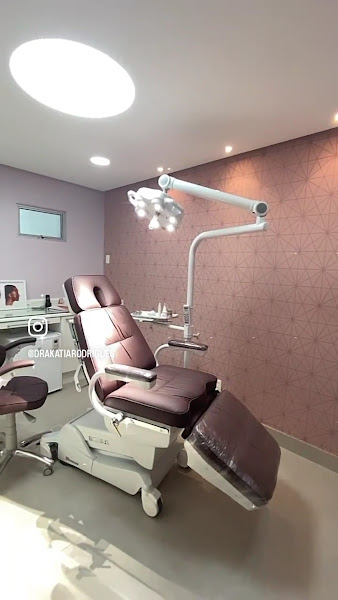 Foto 3 de Dra Katia Rodrigues - Odontologia Estética e Harmonização Facial Avançada