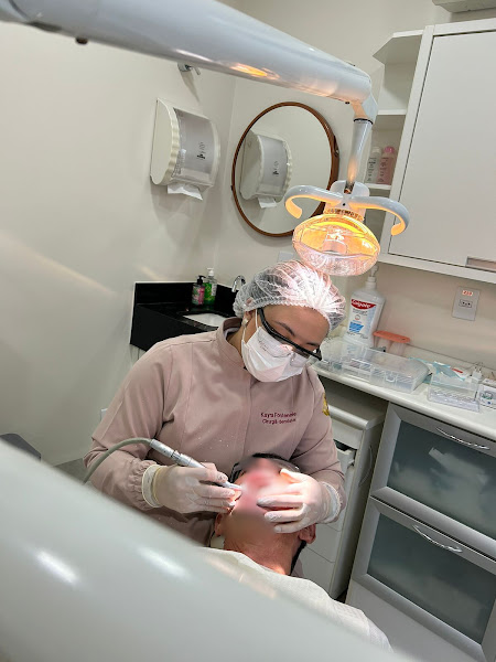 Foto 2 de Dra. Kayra Fontenele