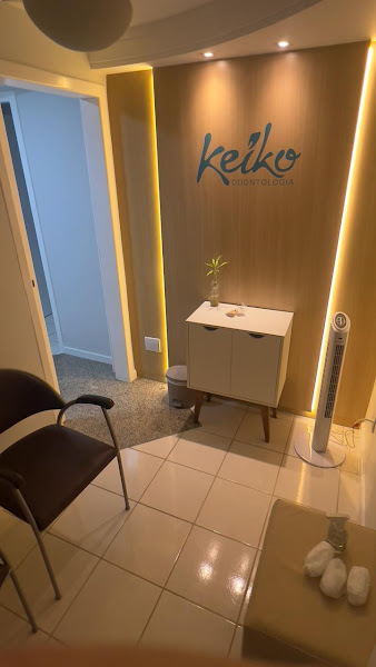 Foto 2 de Dra Keiko - odontologia - clareamento e limpeza