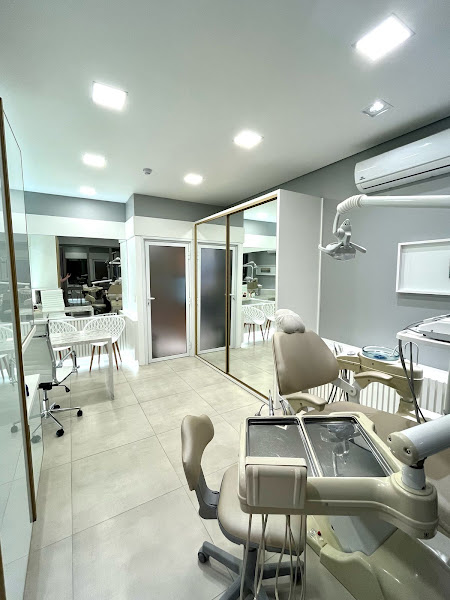 Foto 3 de Dra. Kelen Prietsch - Ortopedista Funcional dos Maxilares