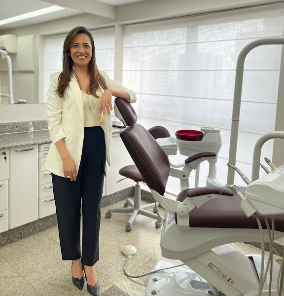 Foto 2 de Dra. Kelly Machado