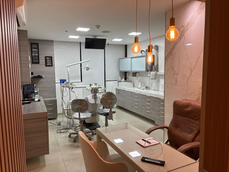 Foto 2 de Dra. Kellya Casado - Consultório KC Odontologia