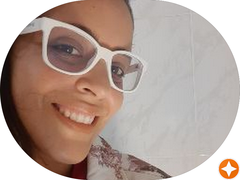 Foto 4 de Dra. Kenia Cecilia - Dentista Recife - Invisalign Doctor