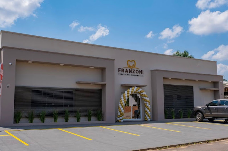 Foto 2 de Dra. Laene Caragnatto Harmonização Facial Ji-paraná