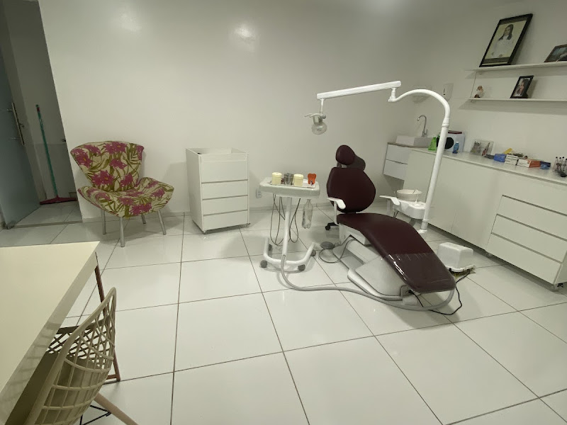 Foto 3 de Dra. Lana Caroline - Cirurgiã-dentista e implantodontista