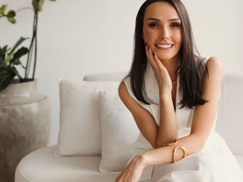 Foto 2 de Dra. Larissa Ajala | Dentista em Caxias do Sul | Harmonização Orofacial