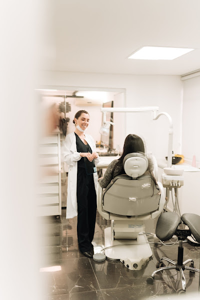 Foto 3 de Dra. Larissa Bedene - Ortodontia e Ortopedia Funcional dos Maxilares