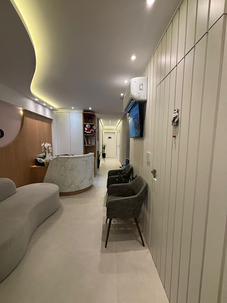 Foto 3 de Dra. Larissa Mello | Dentista em Chapecó