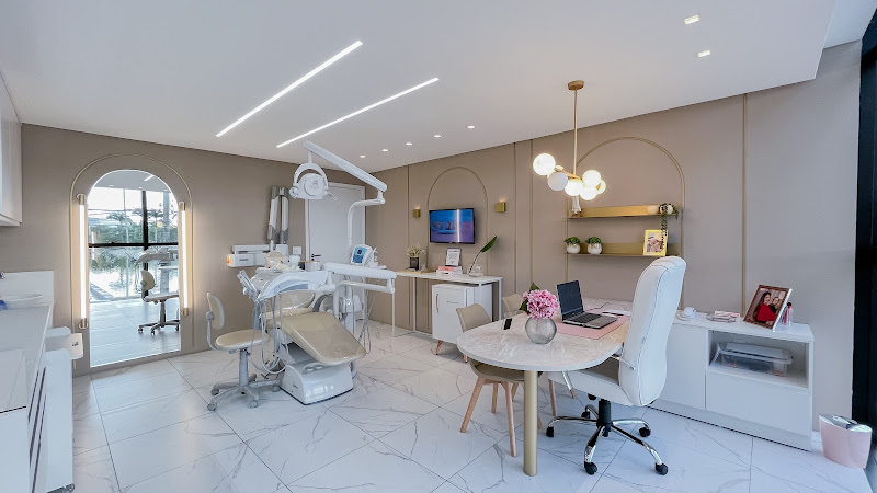 Foto 3 de Dra. Larissa Peixoto