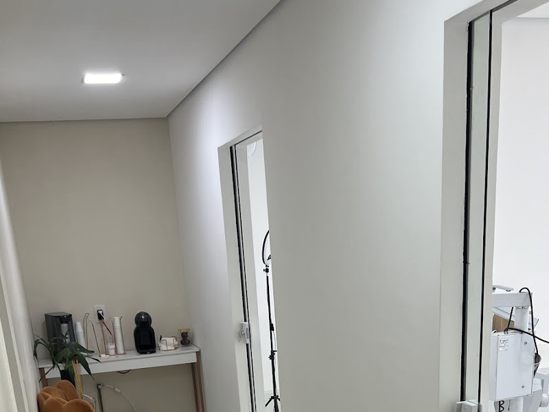 Foto 6 de Dra. Laucieli Costa - Clínica Odontológica