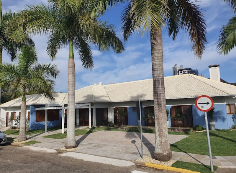 Foto 3 de Dra. Laura Emanuelly - Cirurgiã-Dentista