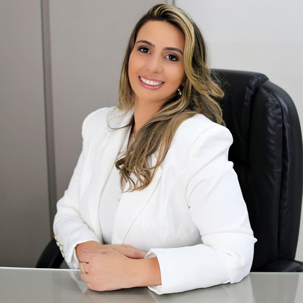 Foto de Dra Laura Luiza | Dentista Divinópolis