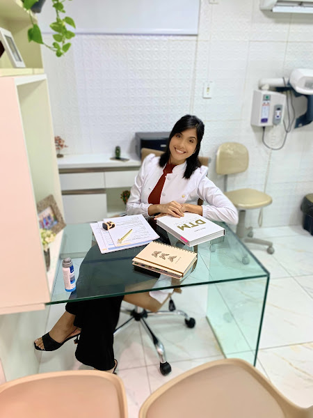 Foto 2 de Dra Laura Marreiro