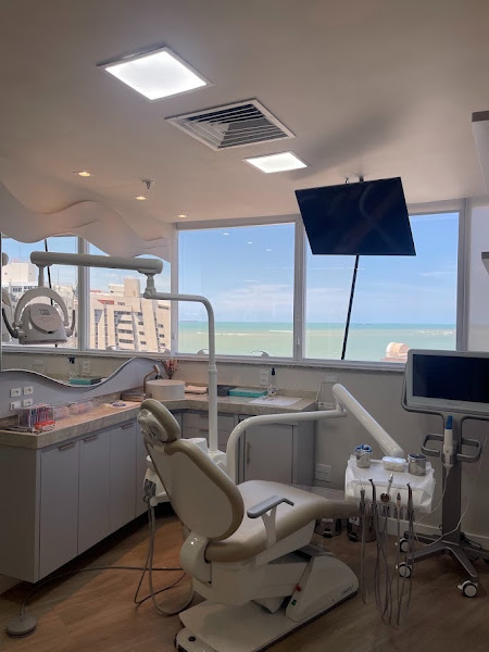 Foto 3 de Dra. Letícia Corona Caetano - Invisalign, Ortodontista, Lentes de Contato e Harmonização facial em Vila Velha