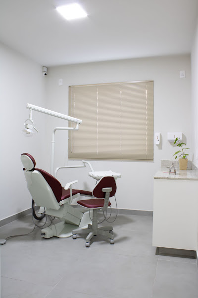 Foto 3 de Dra. Letícia Daiane Oliveira | Consultório odontológico integrado | Barreiro - BH