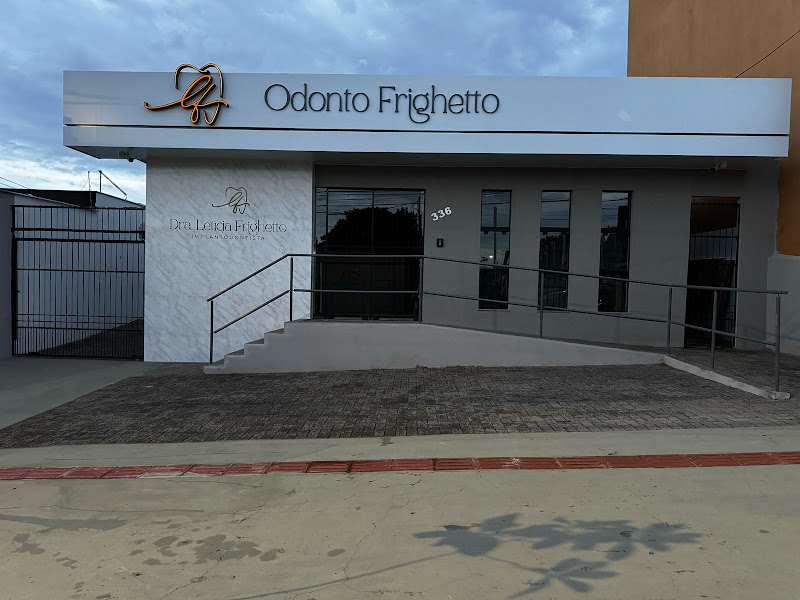 Foto 8 de Dra Letícia Marques |Dentista Londrina