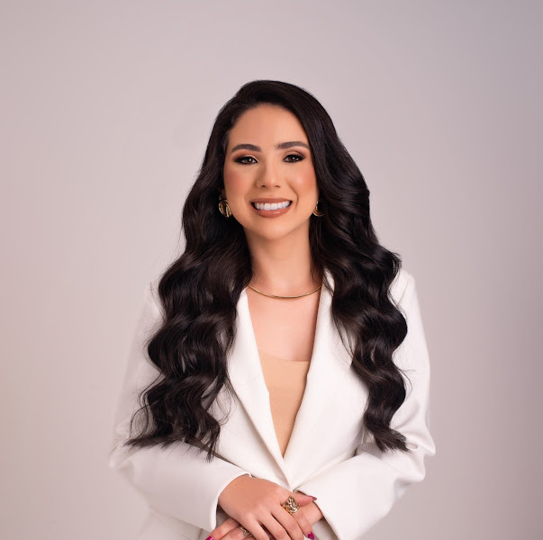 Foto 2 de Dra. Letícia Marques - Dentista- Natal/RN