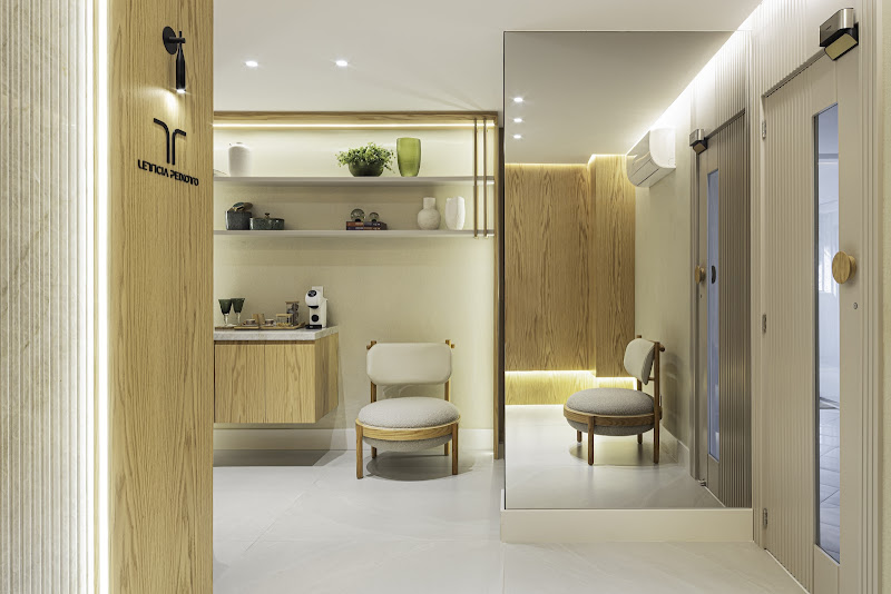 Foto 3 de Dra. Letícia Peixoto dentista em Vitória ES