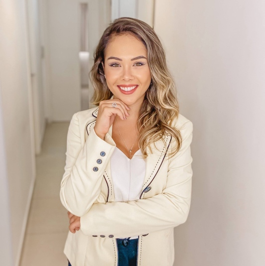 Foto de Dra. Leticia Speltz Mariano, Dentista