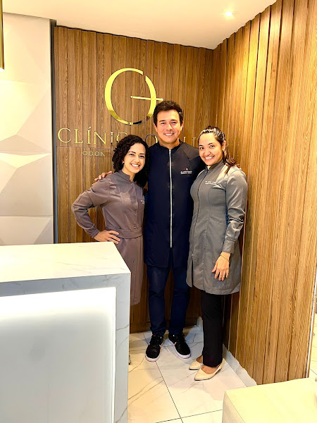 Foto 3 de Dra Lia Raquel - Próteses e implantes