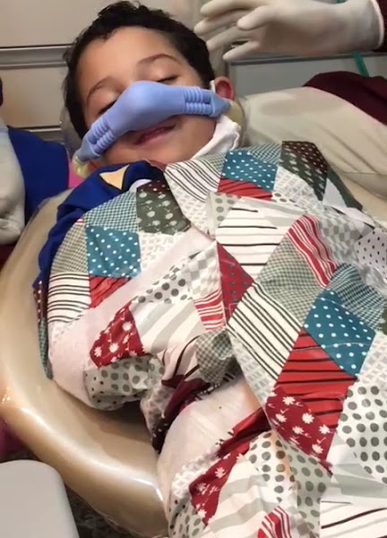 Foto 3 de Dra. Licya Thayná Sacramento - Odontopediatra - Sedação em Odontopediatria.