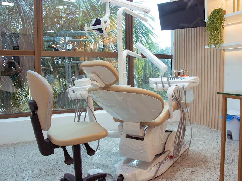 Foto de Dra Lídia Dinoah - Dentista - Facetas e Harmonização