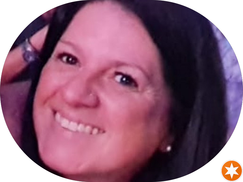 Foto 2 de Dra. Liége Wagner - Cirurgiã Dentista