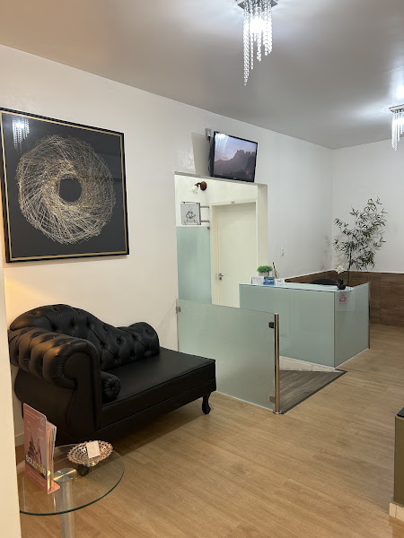 Foto 3 de Dra Lilian Becker | Dentista | Alinhadores Invisíveis | SouSmile | Aparelho Fixo | Clareamento Dental | Campina Grande