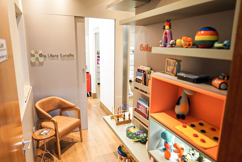 Foto 3 de Dra Liliane CarvalhoI Odontopediatra IOrtopedia Funcional dos maxilaresI aparelhos fixosI InvisalignIClube de prevençãoI