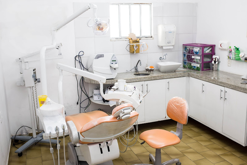 Foto 2 de | Dra. Linéia Torres