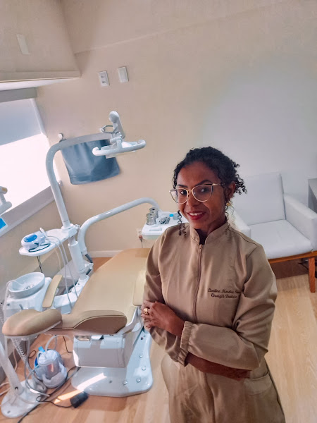 Foto 2 de Dra. Liontina Moreira Lima Dentista