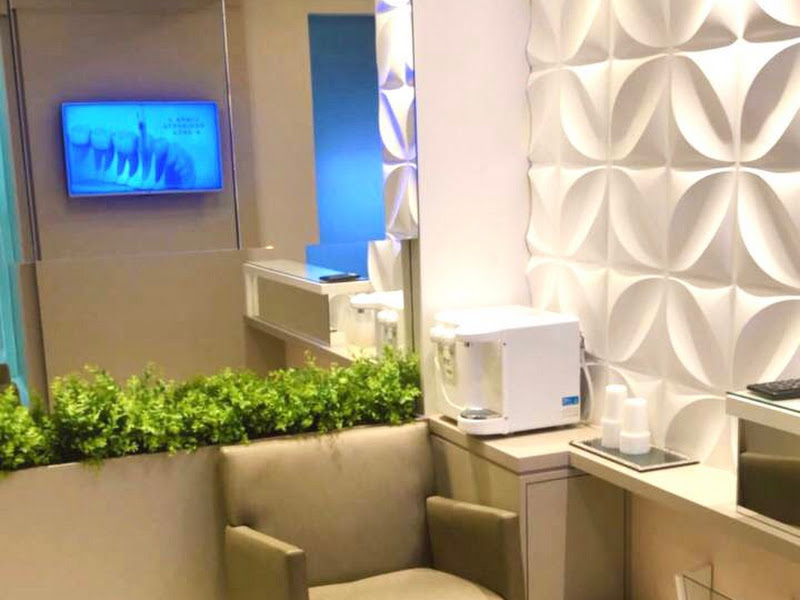 Foto de Dra. Lissandra Cappellari | Especialista em Estética | Facetas e Coroa em Porcelana | Implantes