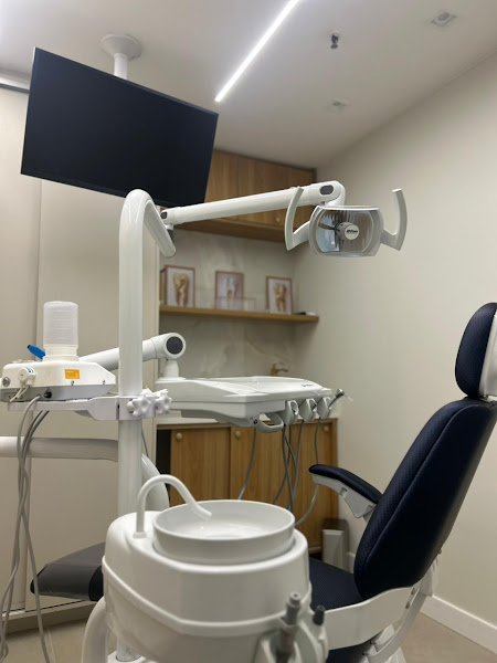 Foto 2 de Dra. Lívia Dario Martins | Dentista | Niterói | Icaraí