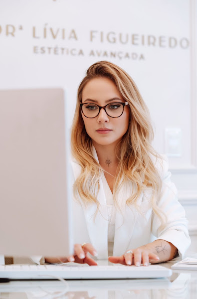 Foto 2 de Dra. Lívia Figueiredo