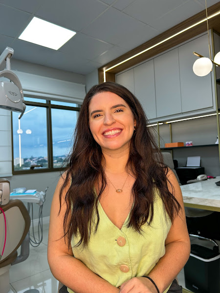 Foto 2 de Dra Lívia Gayer - Dentista SJC