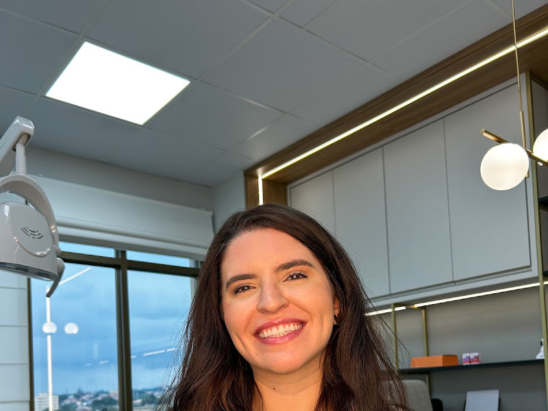 Foto 3 de Dra Livia Melo, Odontologia