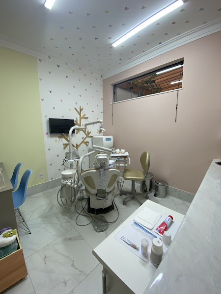 Foto 2 de Dra. Lívia S. Schiavuzzo Calefi