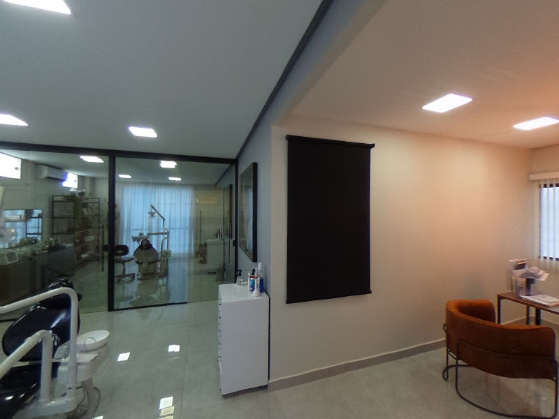 Foto 3 de Dra. Lois Lene Marques Odontologia Avançada