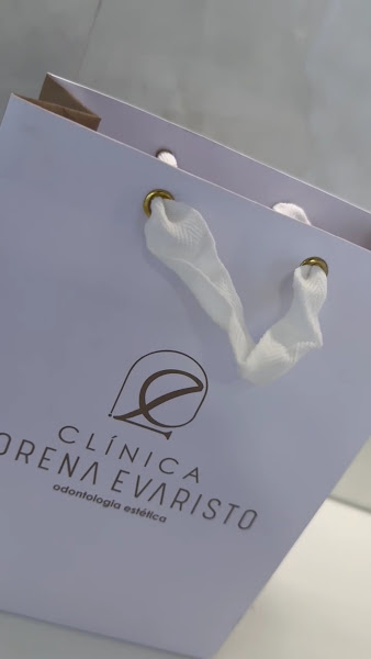 Foto 3 de Dra Lorena Evaristo - Harmonização Orofacial