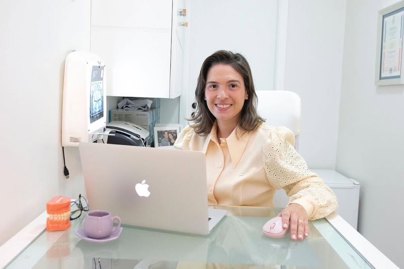 Foto 3 de Dra. Lorena Gouveia