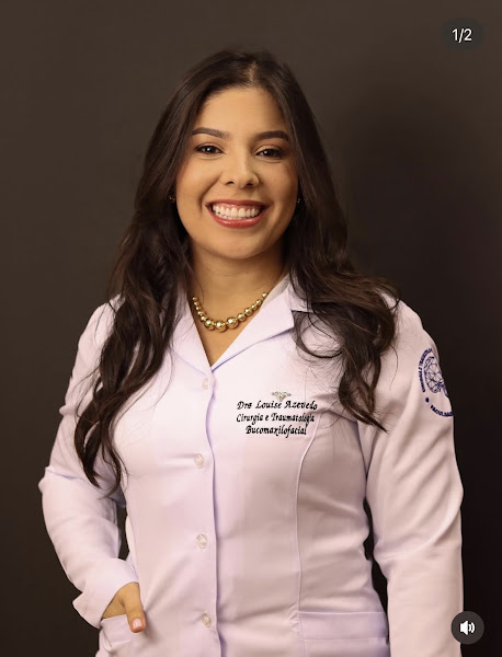 Foto 2 de Dra. Louise Azevedo - Ortodontia (Aparelho fixo e alinhador) e Bucomaxilofacial