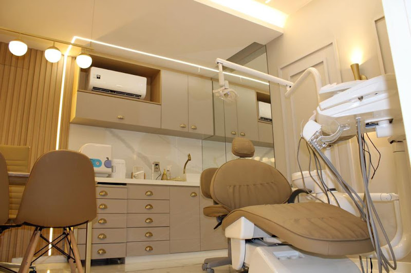 Foto 2 de Dra. Luana Bezerra, Invisalign