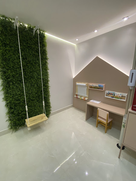 Foto 2 de Dra. Luana Faria - Odontopediatria