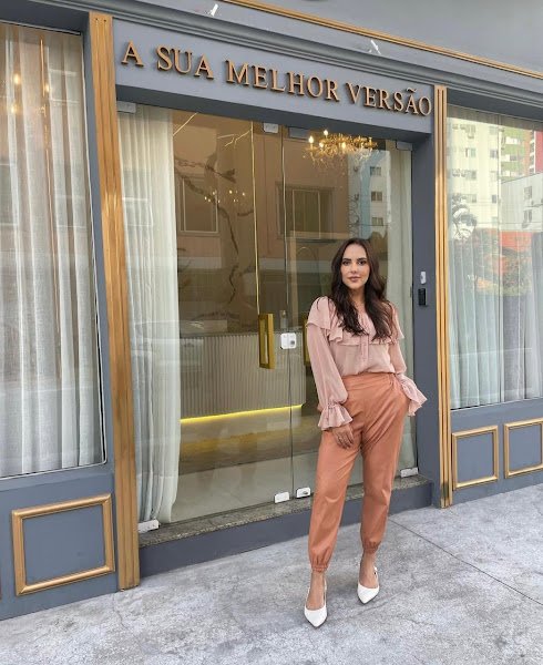 Foto 2 de Dra. Luana Ferreira - Referência em Harmonização Facial Masculina