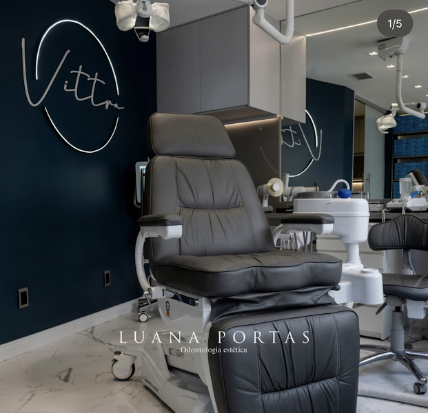 Foto 3 de Dra. Luana Portas - Endodontia Curitiba